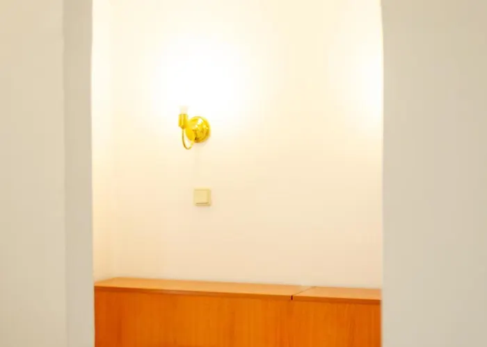 ゲストハウス Caprice コンスタンツァ