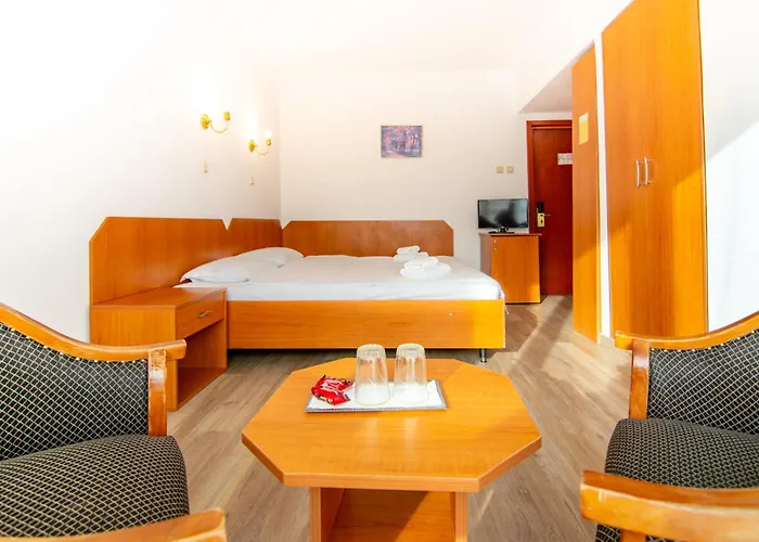 ゲストハウス Caprice 3*